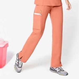 FIGS Limited color CORAL size S